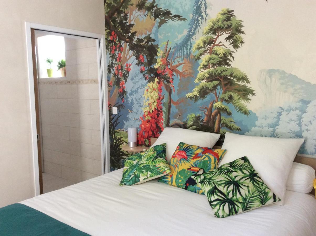 L'Orme Des Voyageurs Bed & Breakfast Boutigny Exterior foto